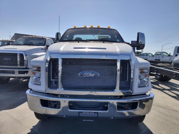 2023 Ford F-650-1