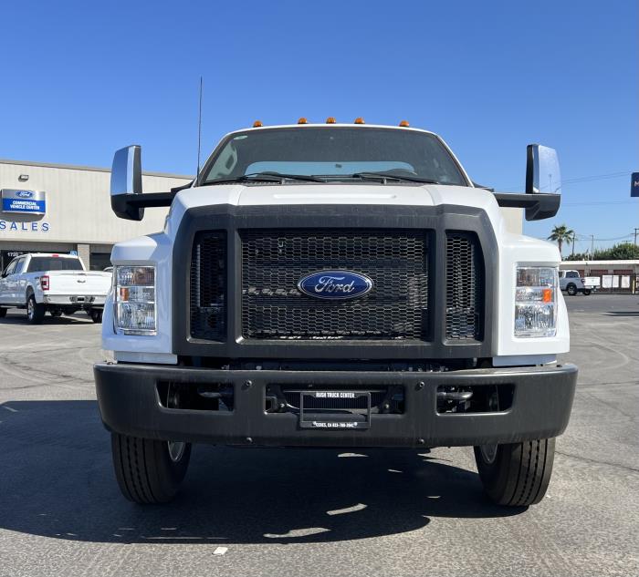 2024 Ford F-650-14