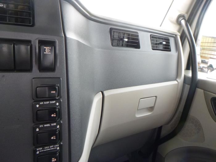 2019 Peterbilt 579-19