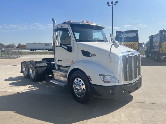 2015 Peterbilt 579-7