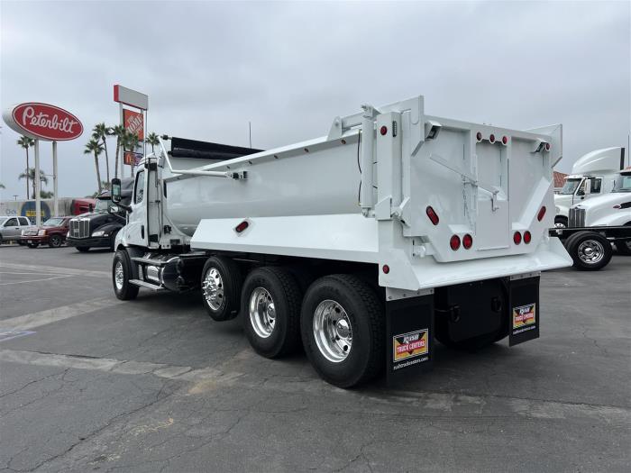 2019 Freightliner Cascadia-22