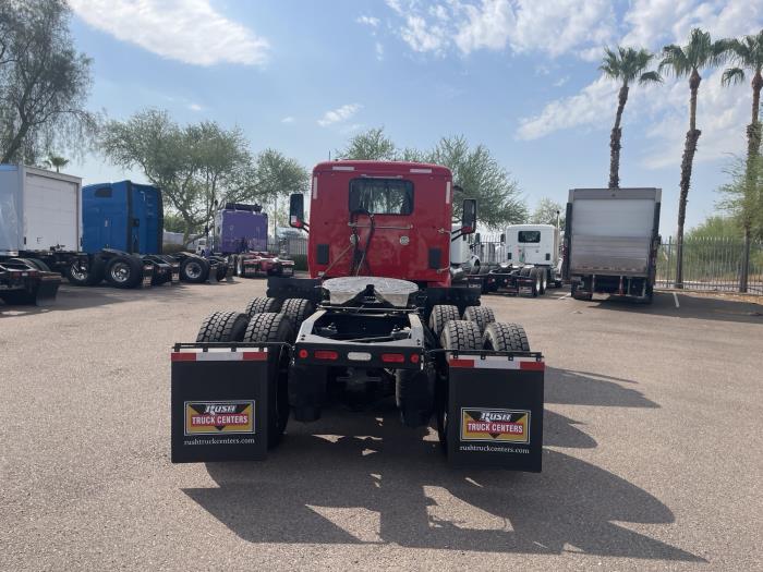 2017 Peterbilt 579-4