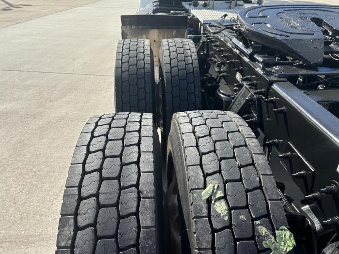 2015 Peterbilt 579-12