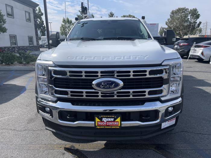 2023 Ford F-550-8