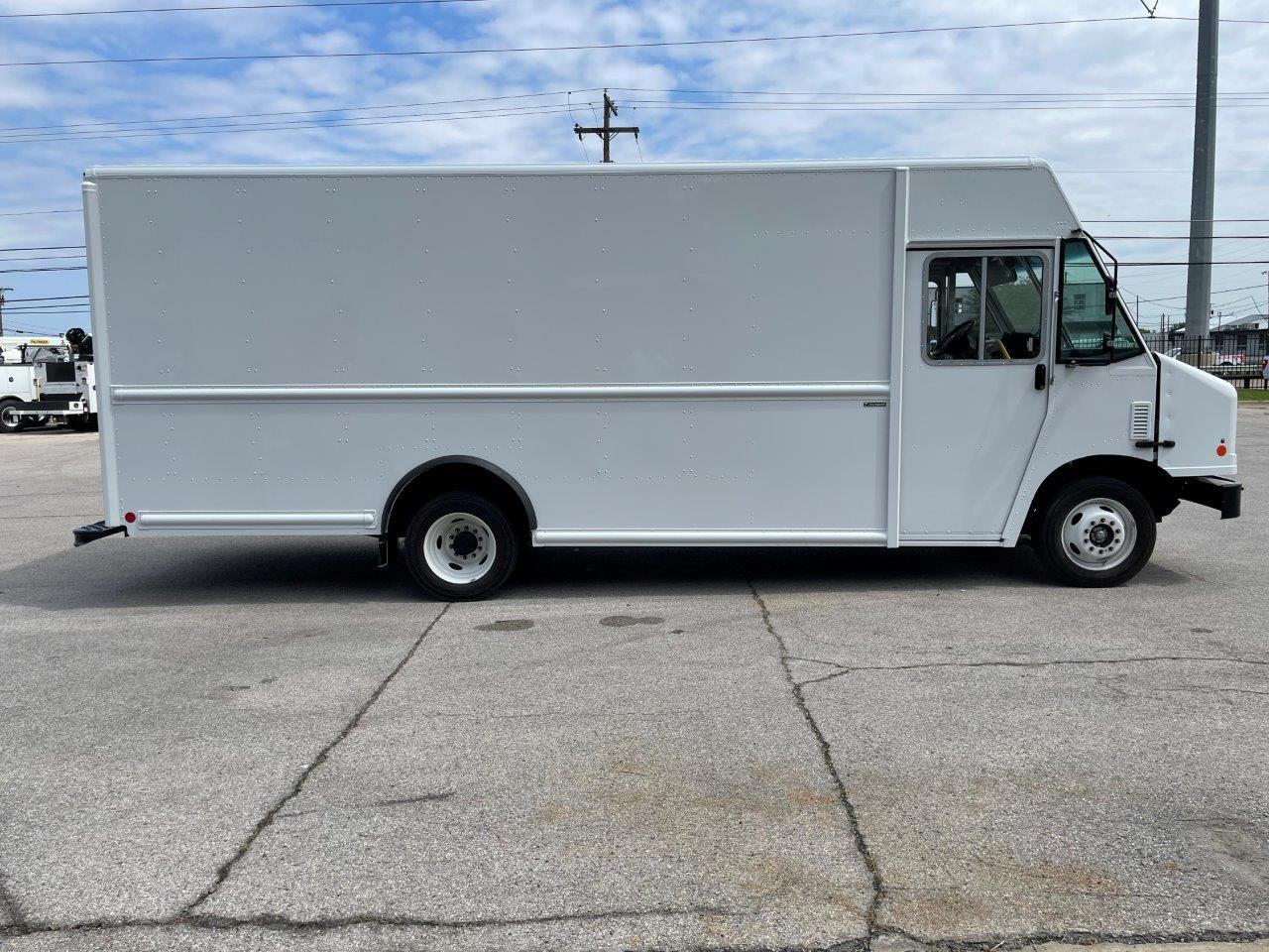 New 2022 Ford F-59 4x2, Utilimaster P1000 Step Van / Walk-in for sale #1448107 - photo 5