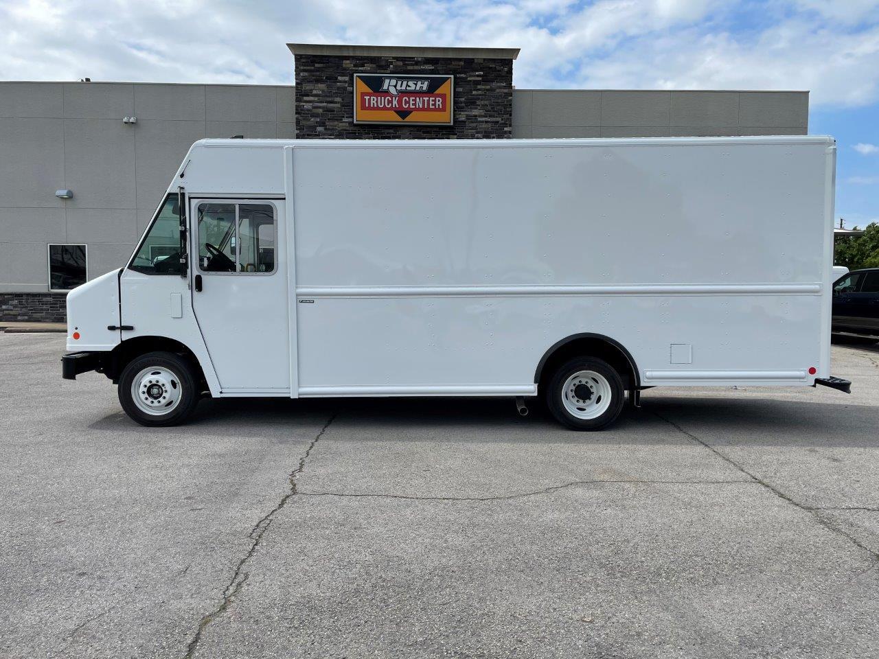 2022 Ford F-59 DRW 4x2, Utilimaster P1000 Step Van / Walk-in for sale #1448111 - photo 3