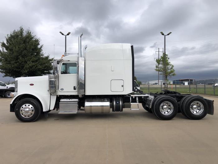 2019 Peterbilt 389-3