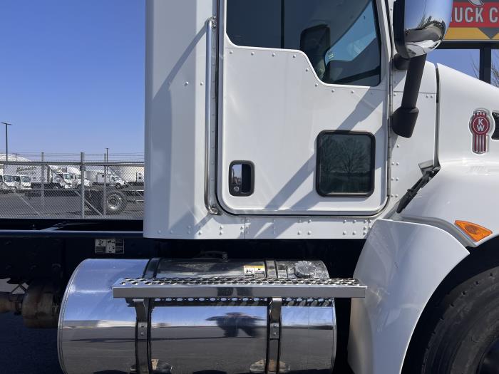2019 Kenworth T370-4