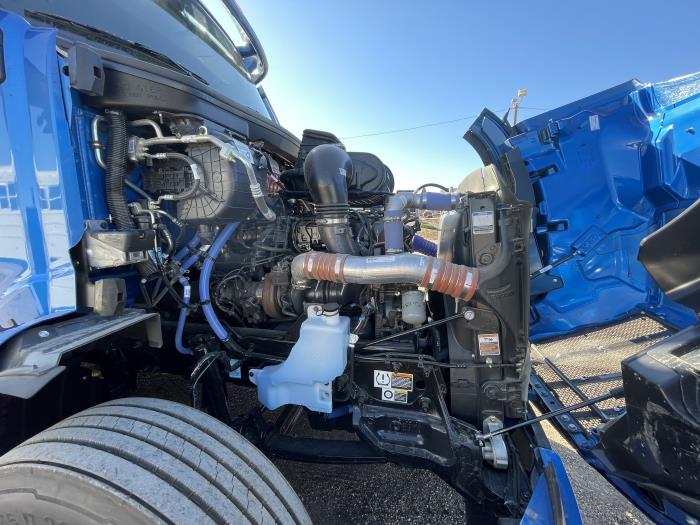 2024 Peterbilt 579-49