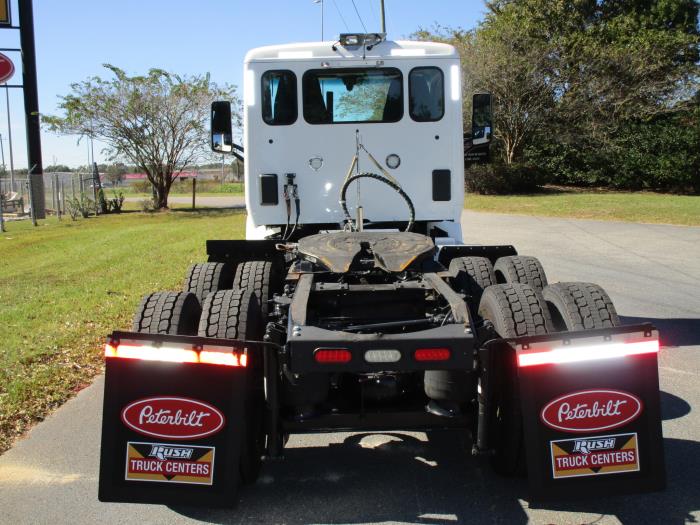2019 Peterbilt 579-8