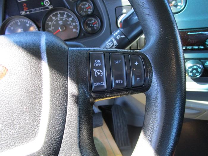2019 Peterbilt 579-25