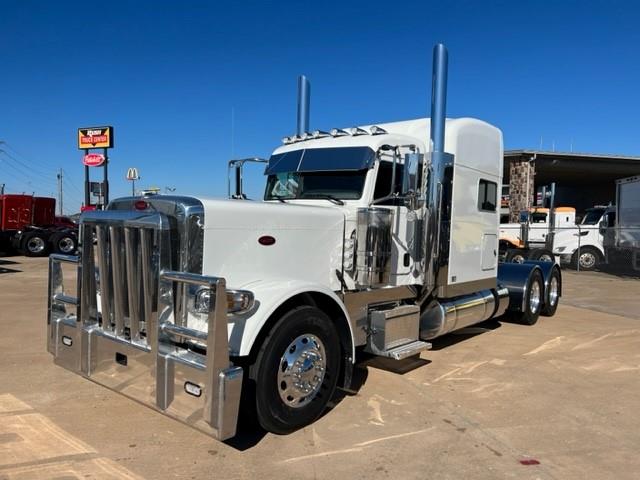 2024 Peterbilt 389-2