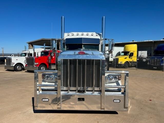 2024 Peterbilt 389-9