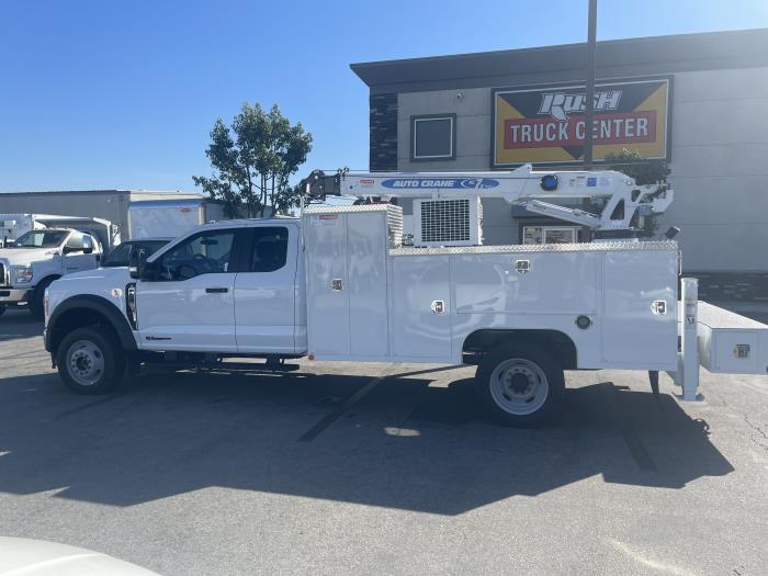 2023 Ford F-550-2
