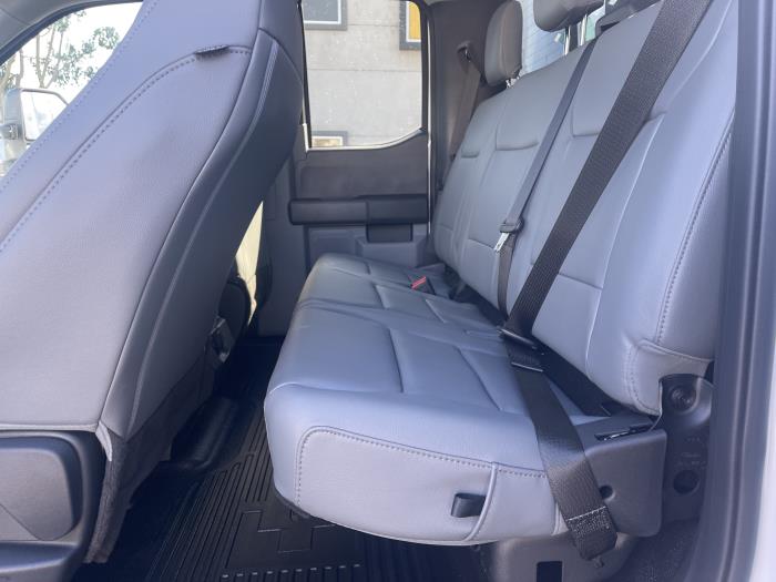 2023 Ford F-550-26