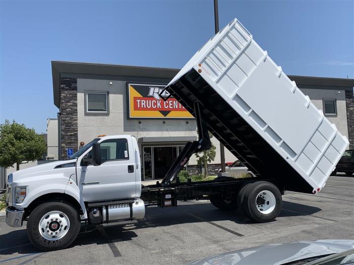2024 Ford F-650-30