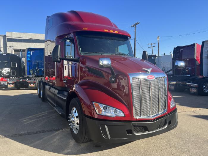 2023 Peterbilt 579-30