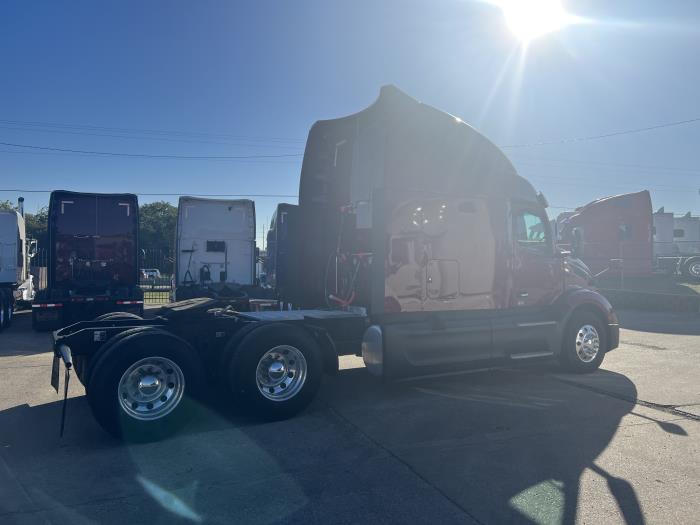 2023 Peterbilt 579-32