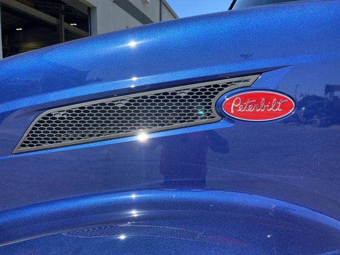2024 Peterbilt 579-20