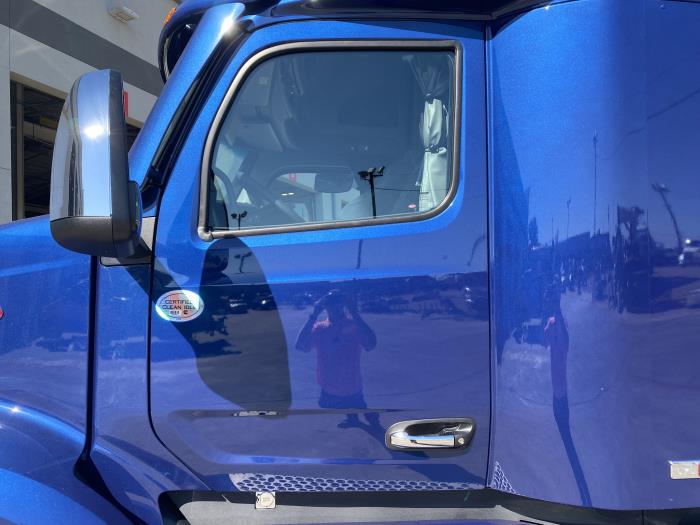 2024 Peterbilt 579-36