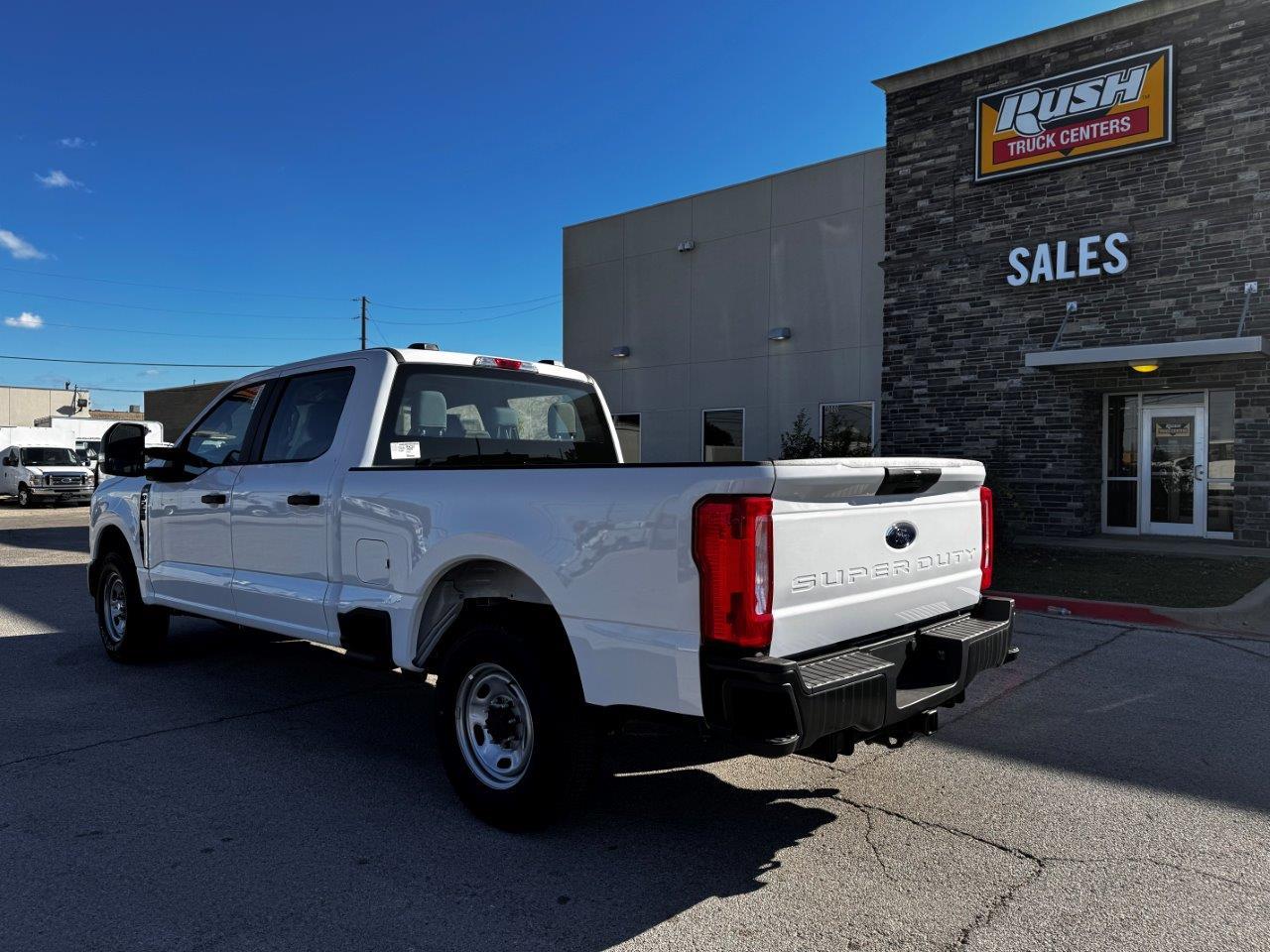 2023 Ford F-250 Crew Cab 4x2, Pickup for sale #1660824 - photo 2