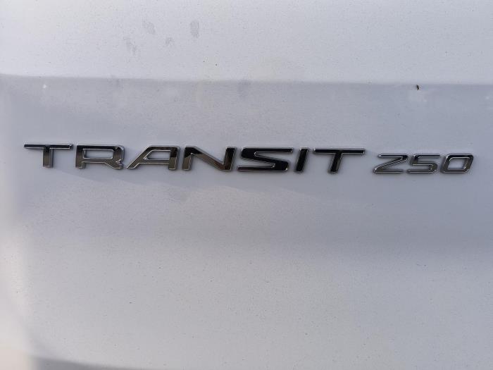 2023 Ford Transit-250-9