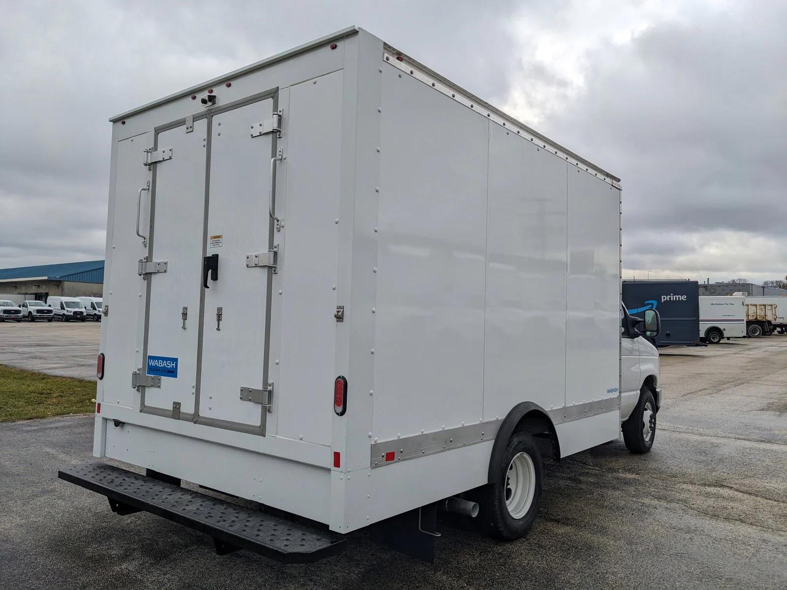 2024 Ford E-350 RWD, Wabash Cargo Box Van for sale #1704930 - photo 2