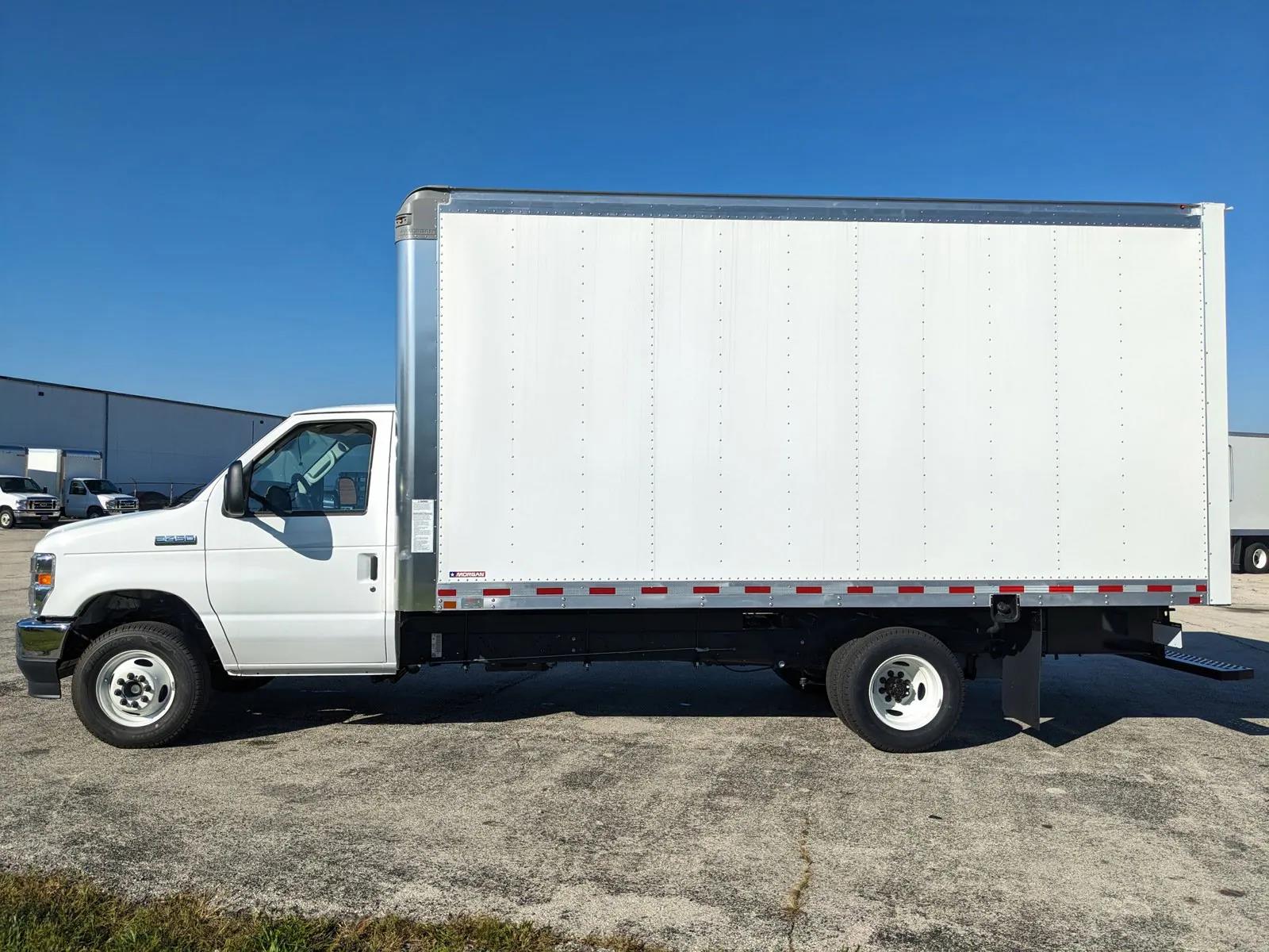 2024 Ford E-450 RWD, Morgan Truck Body Parcel Aluminum Box Van for sale #1704952 - photo 6