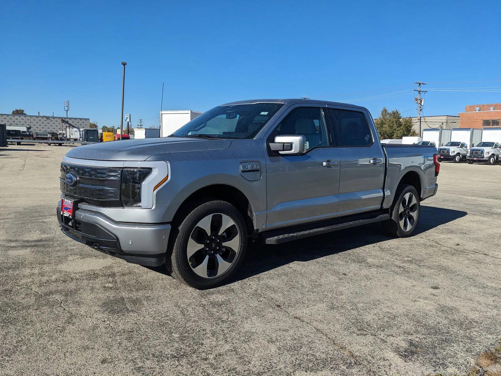 2023 Ford F-150 Lightning SuperCrew Cab AWD, Pickup for sale #1704959 - photo 3