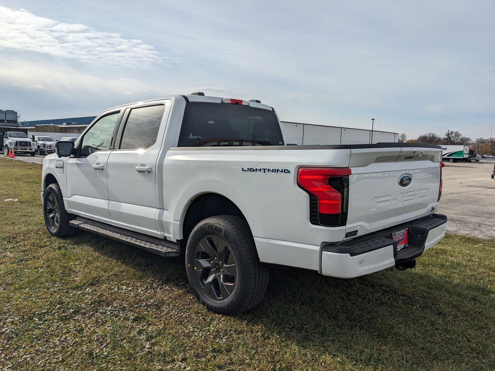 2023 Ford F-150 Lightning SuperCrew Cab AWD, Pickup for sale #1704961 - photo 6