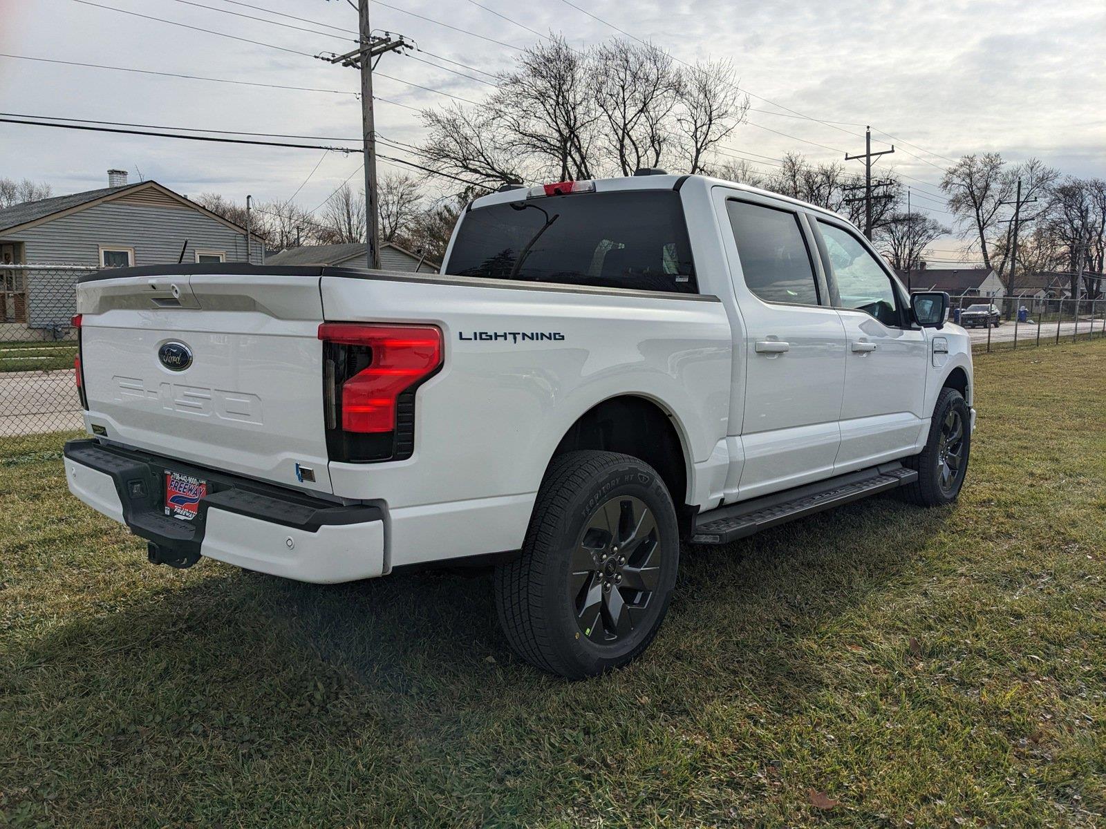2023 Ford F-150 Lightning SuperCrew Cab AWD, Pickup for sale #1704961 - photo 2