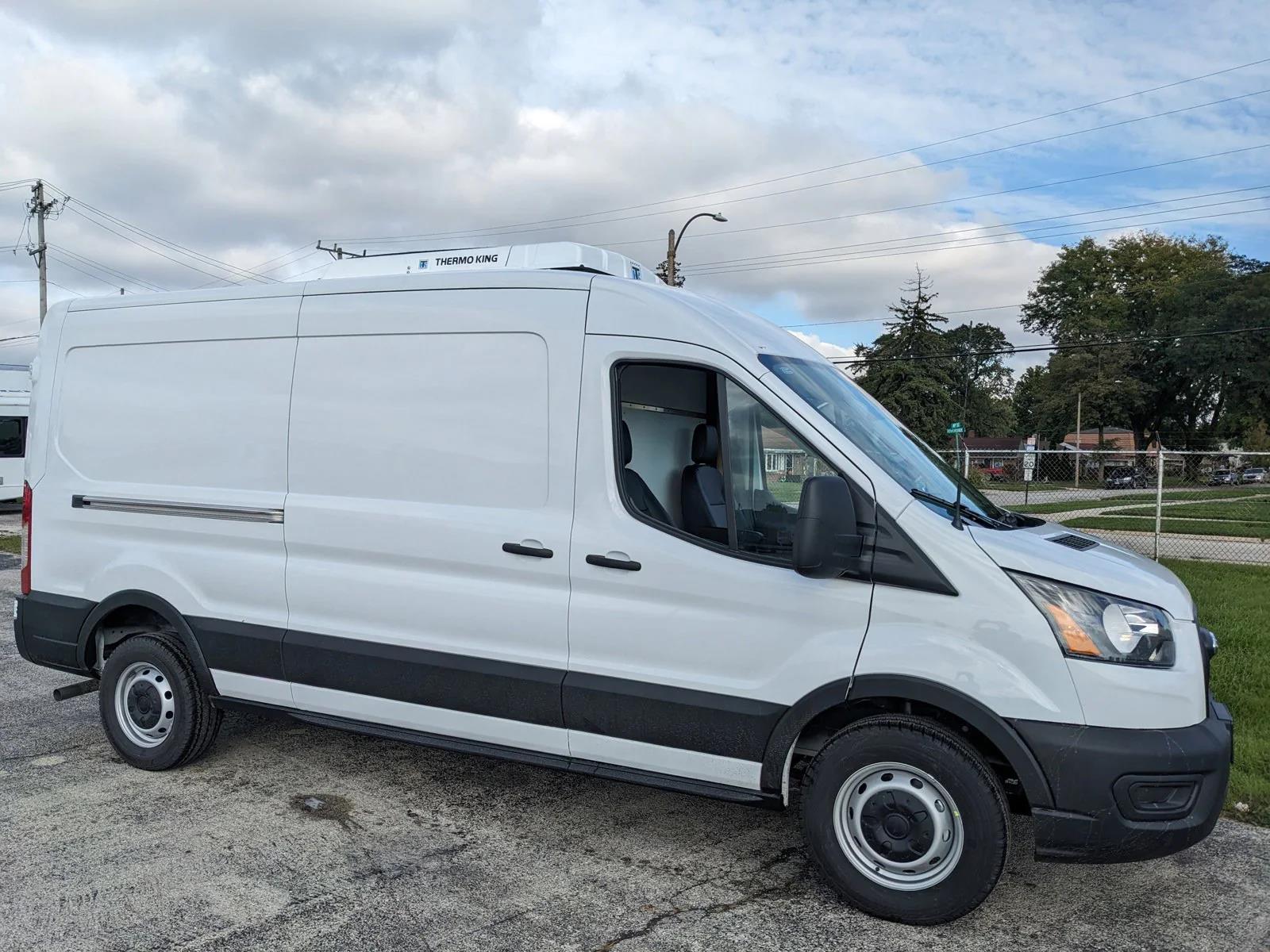 New 2023 Ford Transit 250 XL Medium Roof RWD, Refrigerated Body for sale #1704973 - photo 4