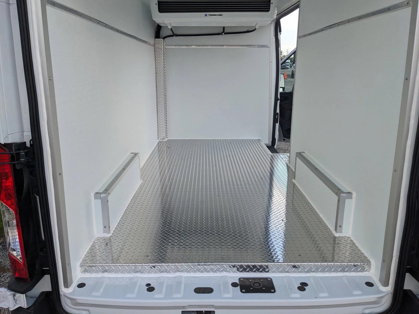2023 Ford Transit 250 Medium Roof RWD, Refrigerated Body for sale #1704973 - photo 11