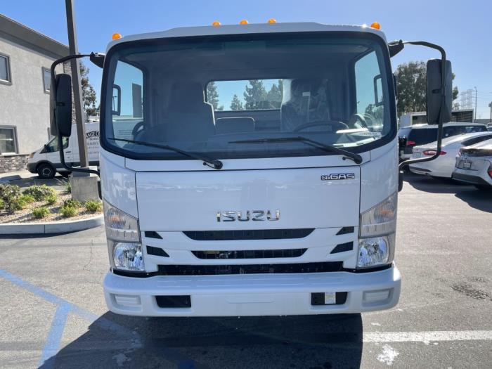 2024 Isuzu NPR-HD-8