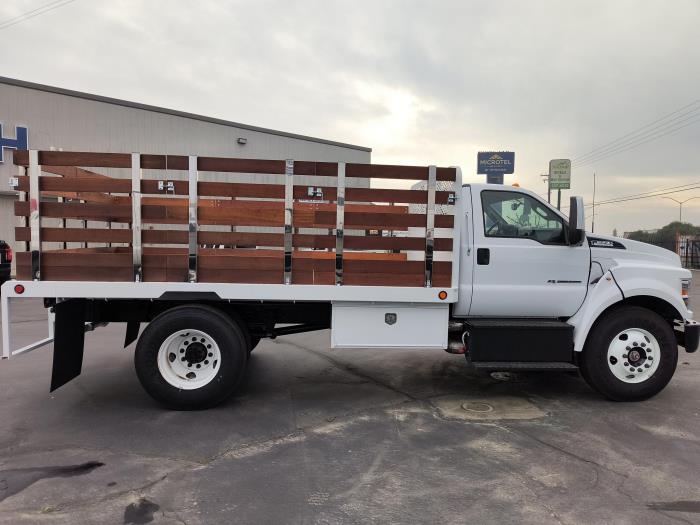2024 Ford F-650-3