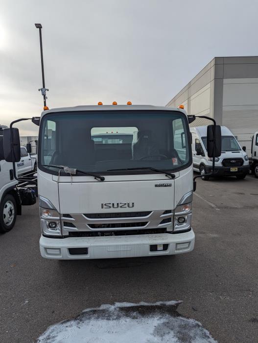 2024 Isuzu NPR-HD-2