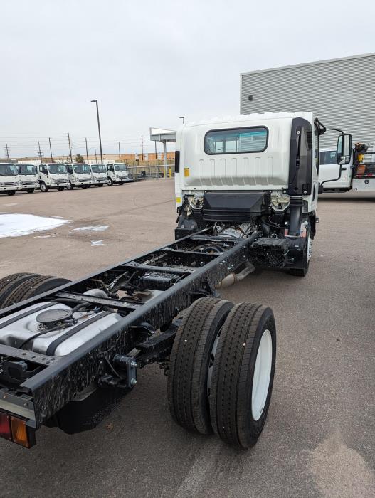 2024 Isuzu NPR-HD-4