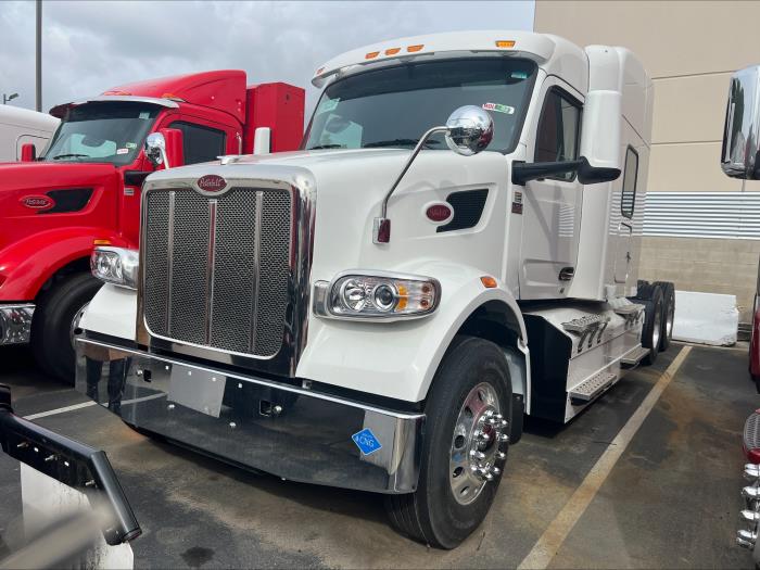 2024 Peterbilt 567-1