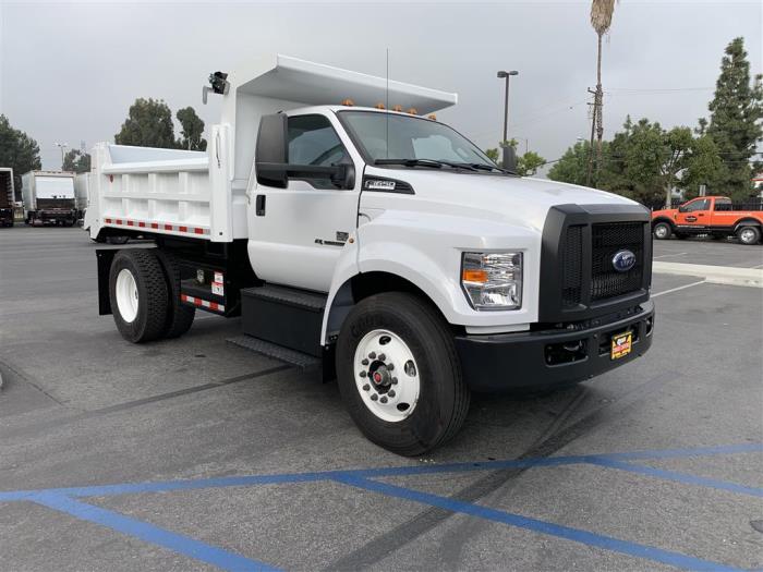 2024 Ford F-650-7