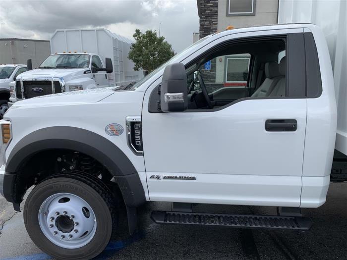 2024 Ford F-550-12
