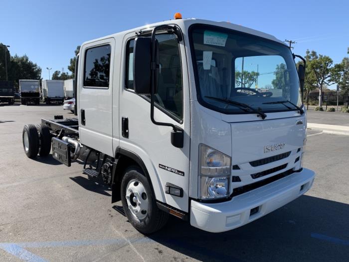 2024 Isuzu NPR-HD-7