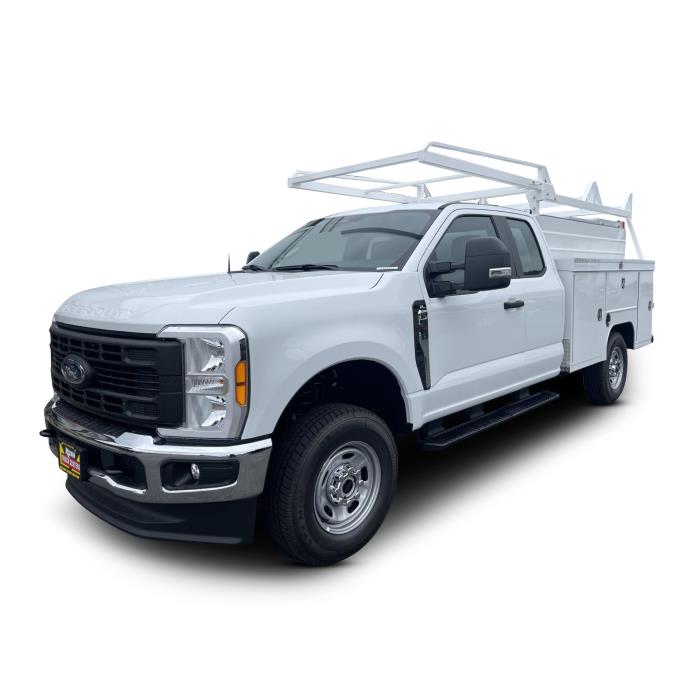 Rush Truck Centers | Truck Inventory | 2024 Ford F-350