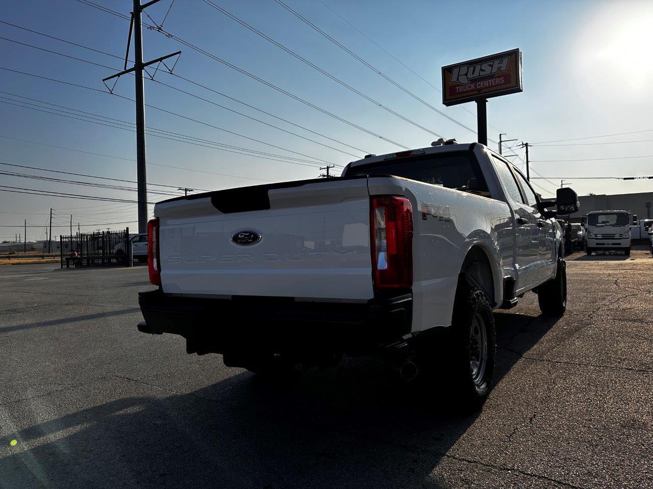 New 2023 Ford F-250 XL Crew Cab 4x4, Pickup for sale #1635434 - photo 4