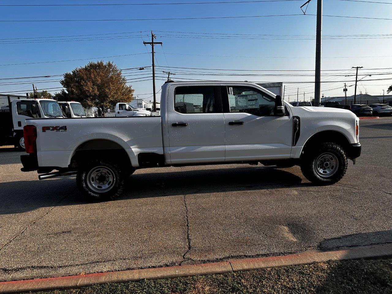 New 2023 Ford F-250 XL Crew Cab 4x4, Pickup for sale #1635434 - photo 5