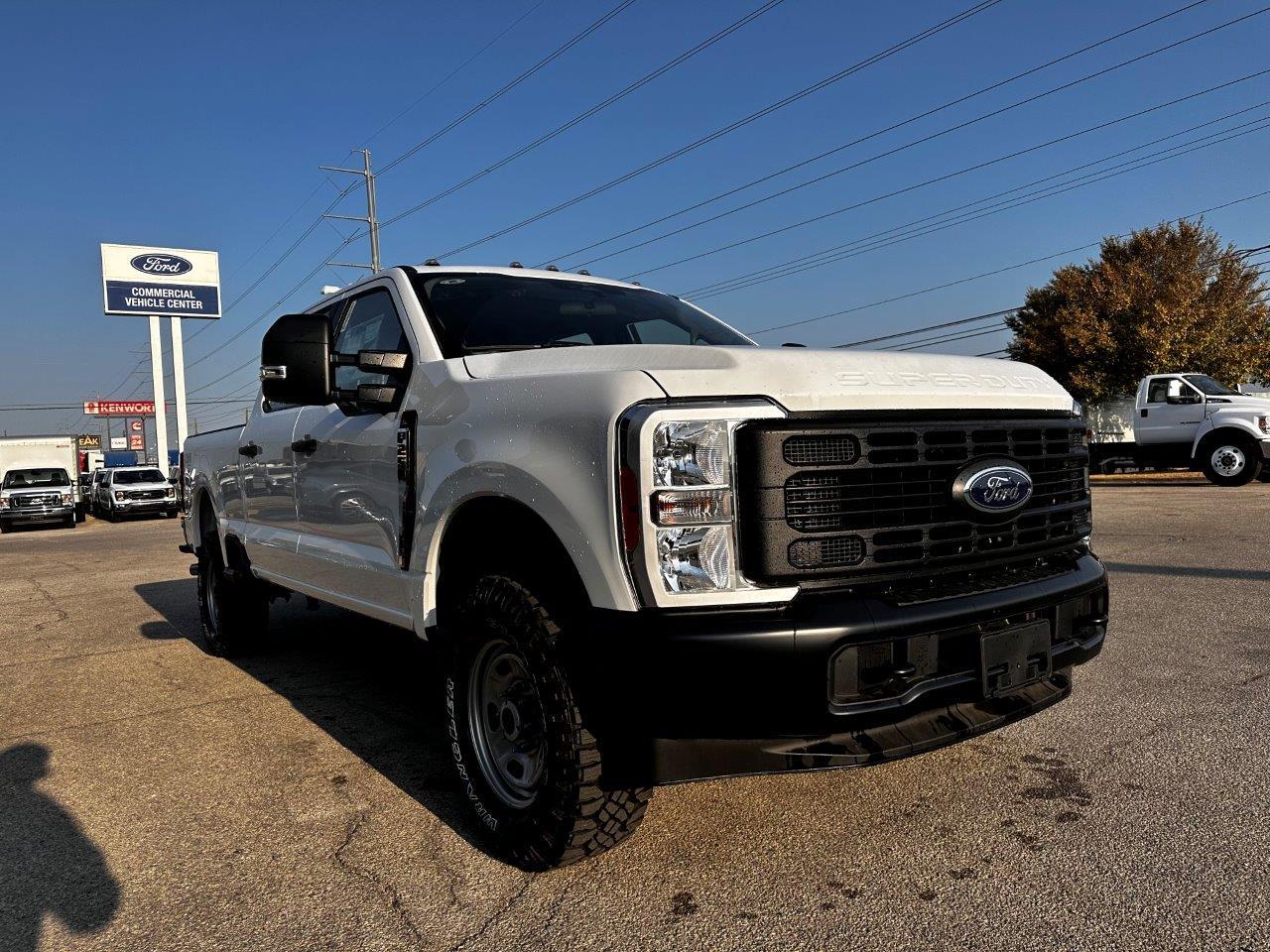 New 2023 Ford F-250 XL Crew Cab 4x4, Pickup for sale #1635434 - photo 6