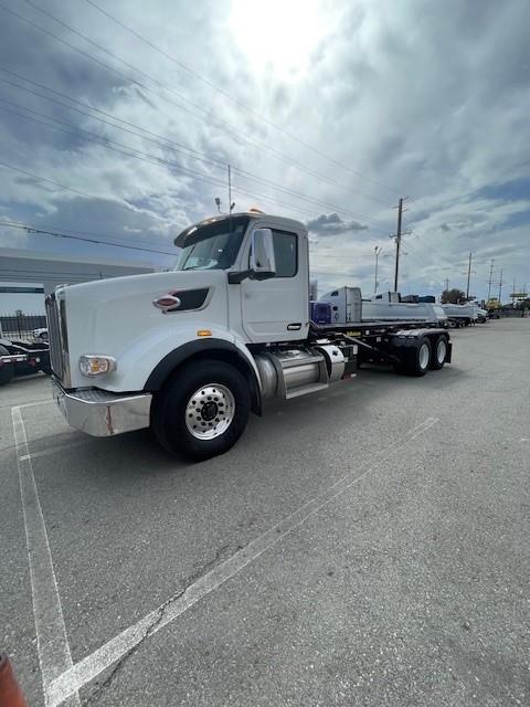 2024 Peterbilt 567-3