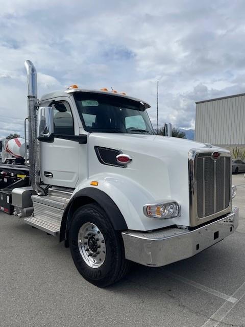 2024 Peterbilt 567-8