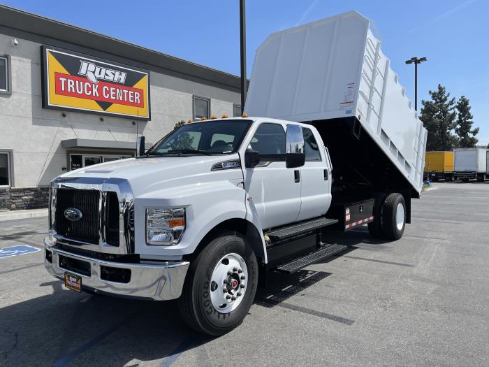 2025 Ford F-650-27