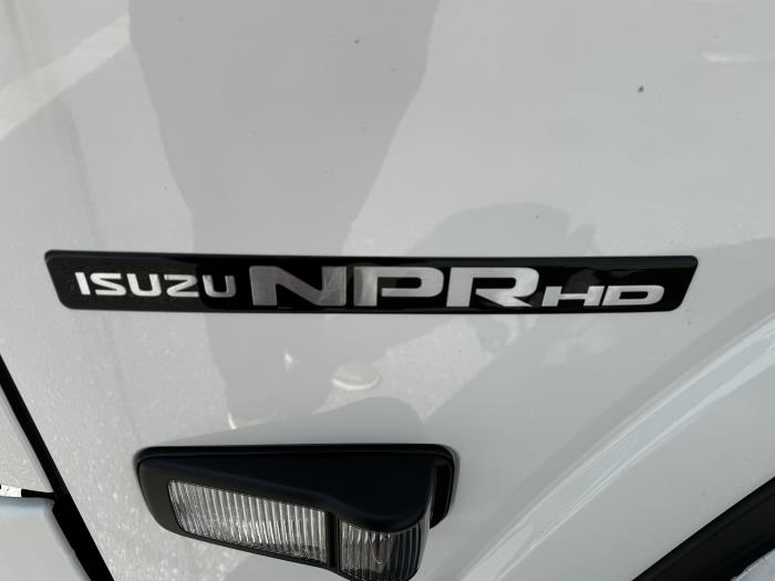 2024 Isuzu NPR-HD-8