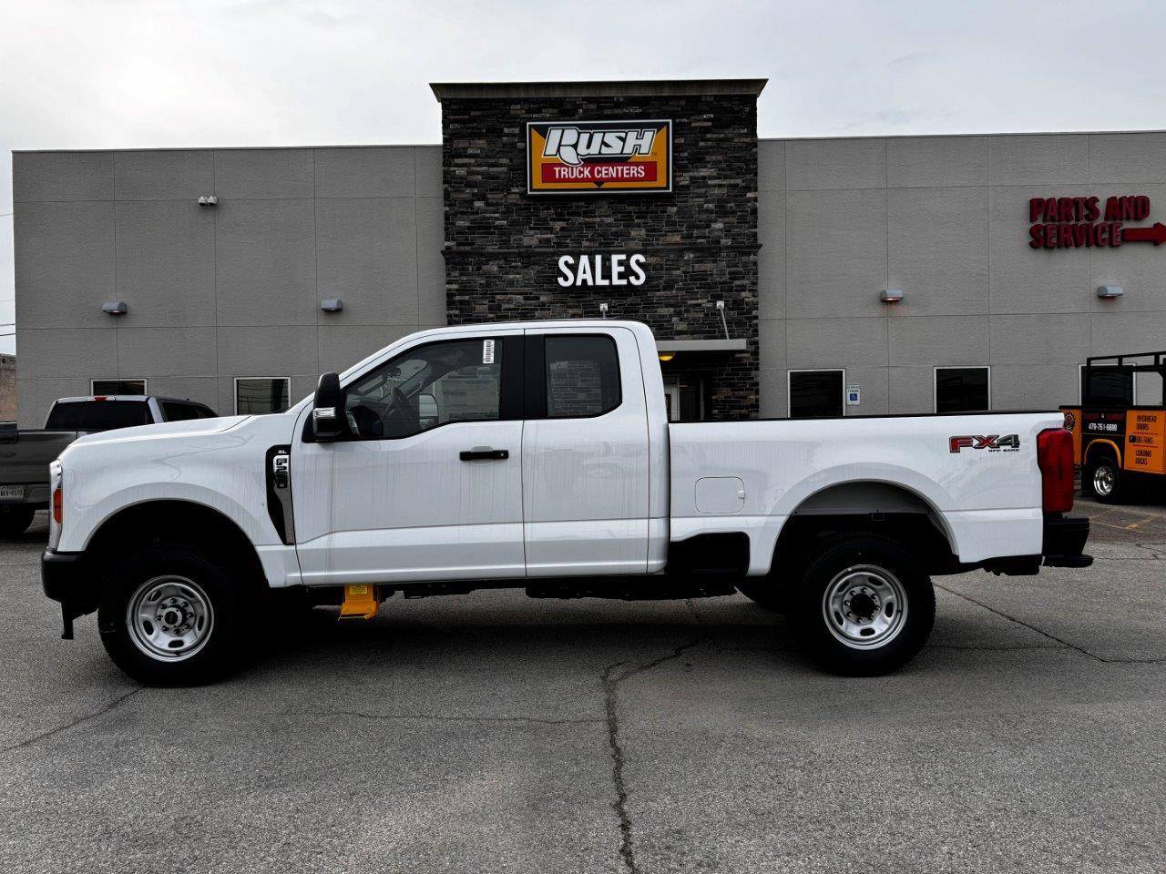 New 2024 Ford F-250 XL Super Cab 4x4, Pickup for sale #1683122 - photo 4